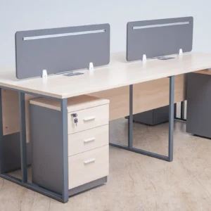 4 Way office working station